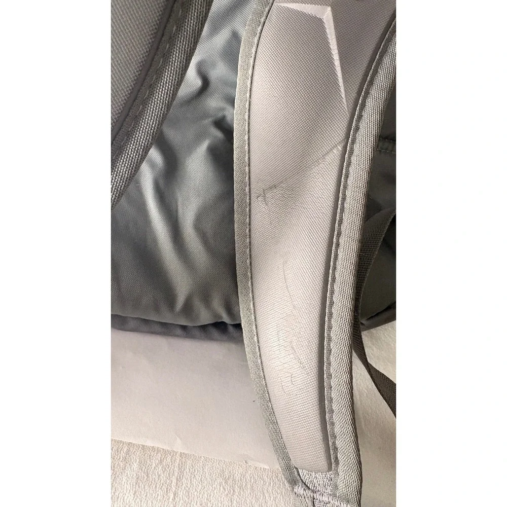 Under Armour Heather Grey Athletic Backpack Multi-Pocket School Gym Bag